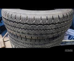 2 pneumatici 195/75 R14C Hankook