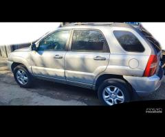 Kia Sportage 2.0 D del 2006 - 3