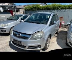 Ricambi usati per Opel Zafira 1.6 Benz 2008 Z16YNG