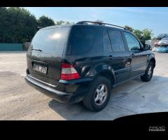 Ricambi usati per Mercedes ML 320 112942 del 2000