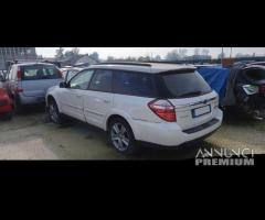 Subaru Outback 2.5 Benzina/GPL - 1