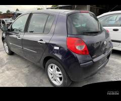 Ricambi per Renault Clio 1.2 16V 2006