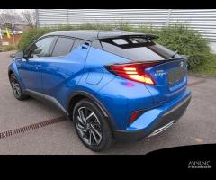 Ricambi usati per Toyota CHR 2020