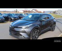 Ricambi usati per Toyota CHR 2019