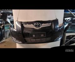 PARAURTI ANTERIORE TOYOTA AURIS 2008