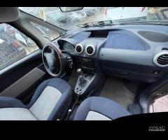 Ricambi usati per Peugeot 1007 del 2006