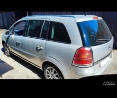 Ricambi Opel zafira 1.9 CDTI