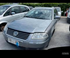 Ricambi usati per Volkswagen Passat 1.9 TDI 2002 - 1