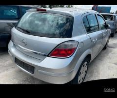 Ricambi usati per Opel Astra 1.7 CDTI 2004 Z17DTH - 3