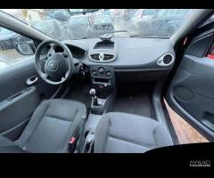 Ricambi usati per Renault Clio TCe del 2011 - 2