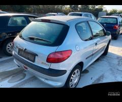 Ricambi usati Peugeot 206 1.4 HDI  01 8HX