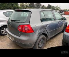 Ricambi usati per Volkswagen Golf 1.6 benz '07 BSE