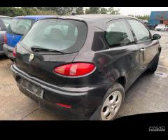 Ricambi usati per Alfa 147 1.6 TS del 2001