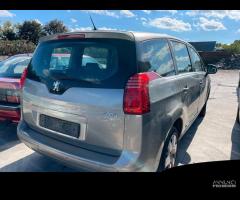 Ricambi usati Peugeot 5008 2.0 16 HDI 16v 2010 RHE - 3