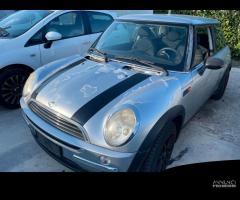 Ricambi usati per Mini Cooper 1.6 16V b 02 W10B16A