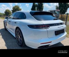 Ricambi usati per Porsche Panamera 2018