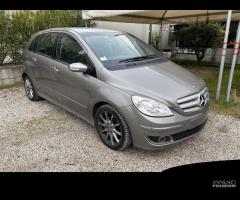 Ricambi usati per Mercedes Classe B 200 CDI 07