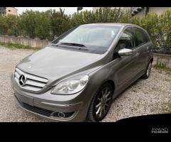 Ricambi usati per Mercedes Classe B 200 CDI 07