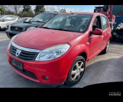 Ricambi usati per Dacia Sandero 1.4 benz 2010