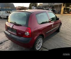 Ricambi usati per Renault Clio 1.5 dci 03