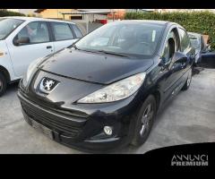 Ricambi usati per Peugeot 207 1.4 benz 2010