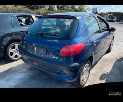 Ricambi usati Peugeot 206 1.1 benz 01 KFW