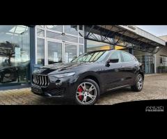 Ricambi usati per Maserati Levante 2019