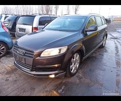 Ricambi usati AUDI Q7 3.0 TDI V6 ( 4L )- BUG