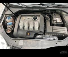 Ricambi usati per Volkswagen Golf 5 1.9TDI 07 BXE