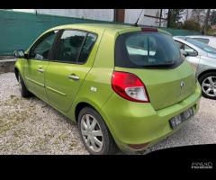 Ricambi usati per Renault Clio 1.2 16v del 2010