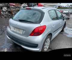 Ricambi per Peugeot 207 1.4 benz 2009 KFV