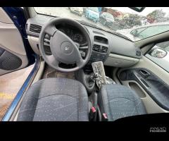 Ricambi usati per Renault Clio 1.2 B 2003 D7FG7