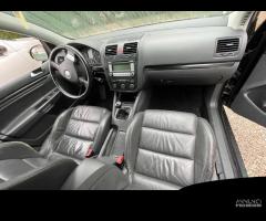 Ricambi per Volkswagen Golf 1.9 TDI BLS 2008