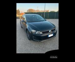 VOLKSWAGEN Golf 7ª serie - 2016