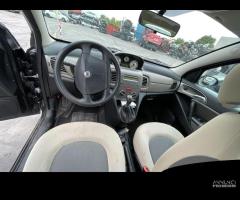 Ricambi usati per Lancia Ypsilon 1.2 b. 2005