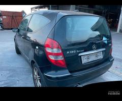 Ricambi usati per Mercedes Classe A 180 CDI 2006