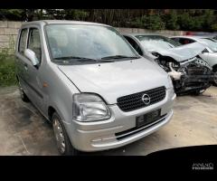 Ricambi usati per Opel Agila 1.2b del 2001