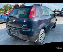 Ricambi usati per Fiat Punto 1.3Mjt 2009 199A2000