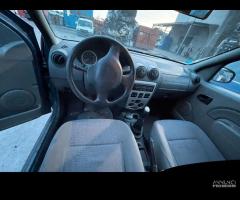 Ricambi usati per Dacia Logan 1.6 benz 08