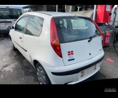 Ricambi per Fiat Punto 1.2 benz del 2001