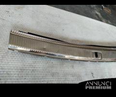 Rivestimento battivaligia Audi A6 C6 Avant 2007