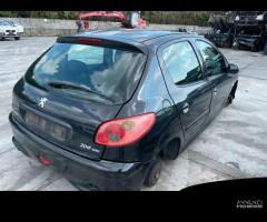 Ricambi usati Peugeot 206 1.4 benz 01 KFW - 3