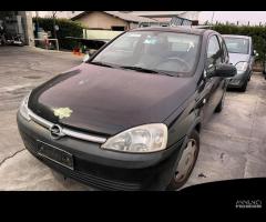 Ricambi usati per Opel Corsa 1.2 benz 16v del 2003 - 1