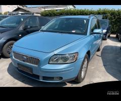 Ricambi usati per Volvo V50 2.0D '04 D4204T