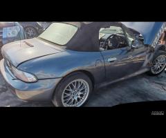 Bmw z3 roadstar 1.9 per ricambi (2a)