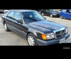 Mercedes 200E w124 per ricambi (2a)