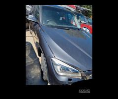 BMW X1 e84 2.0D S- Drive per ricambi (2a)