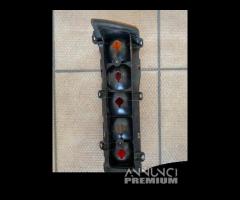 Fanale posteriore destro Mercedes 240D w123