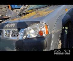 Nissan Navara D22 King Cab 2.5 Td 2003 ricambi