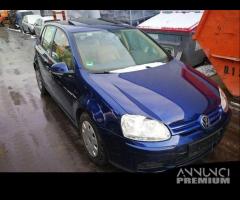 Volkswagen golf 5 2.0 tdi 140cv cod:BMM per ricamb